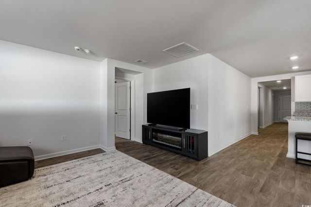 256 Country Grove Way, Galivants Ferry, SC 29544