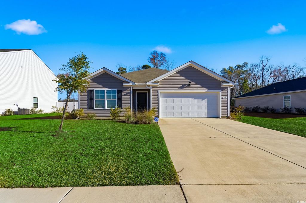 256 Country Grove Way, Galivants Ferry, SC 29544