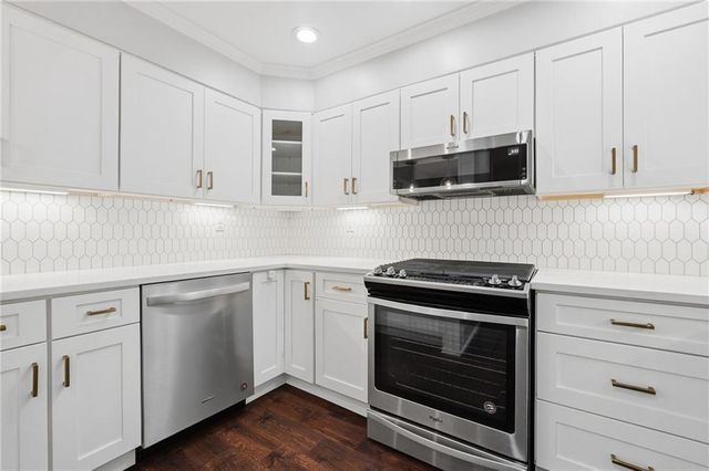 1831 Rockridge Place NE, Atlanta, GA 30324