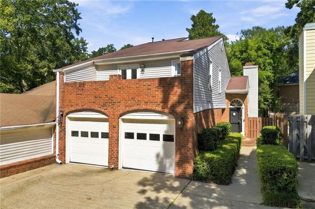 1831 Rockridge Place NE, Atlanta, GA 30324