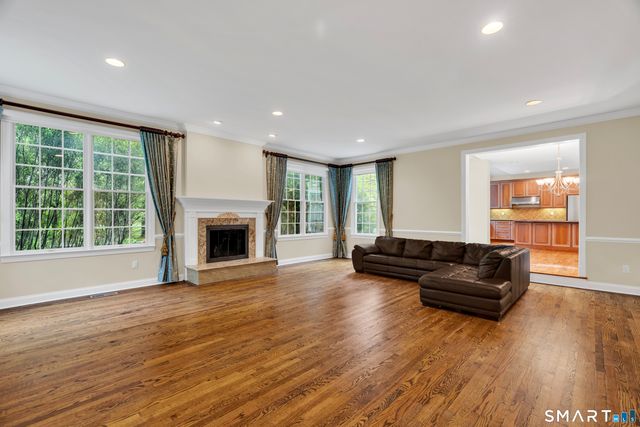 105 Beecher Road, Woodbridge, CT 06525