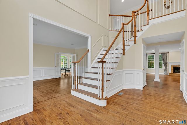 105 Beecher Road, Woodbridge, CT 06525