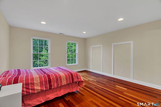 105 Beecher Road, Woodbridge, CT 06525