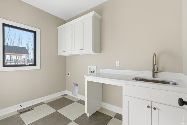 17839 Monza Pass, Huntertown, IN 46748