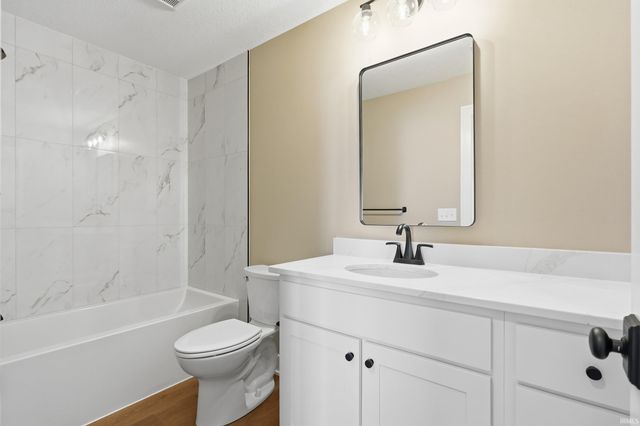 17839 Monza Pass, Huntertown, IN 46748