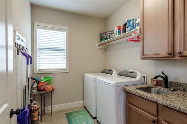 4022 Sunny Meadow Brook Court, College Station, TX 77845