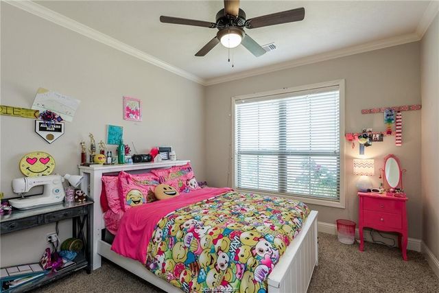 4022 Sunny Meadow Brook Court, College Station, TX 77845