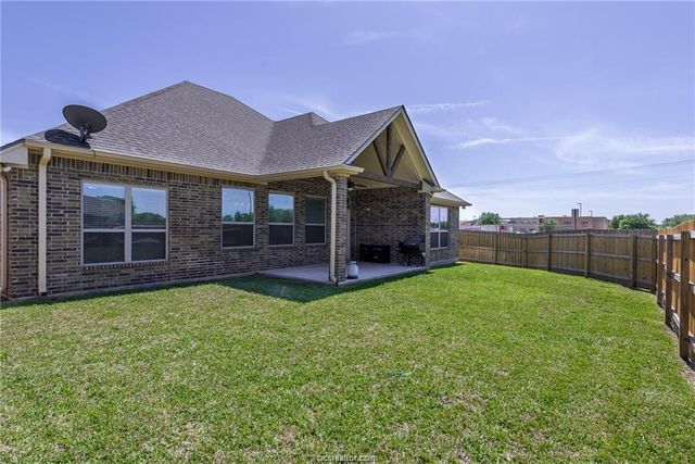 4022 Sunny Meadow Brook Court, College Station, TX 77845