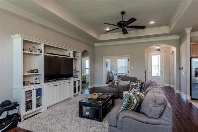 4022 Sunny Meadow Brook Court, College Station, TX 77845