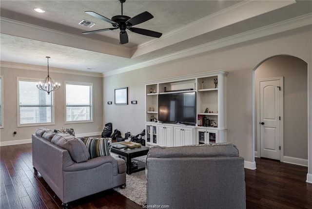 4022 Sunny Meadow Brook Court, College Station, TX 77845