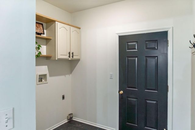 4608 ROYAL HERITAGE DR, Columbia, MO 65203