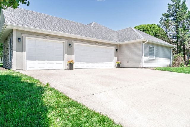 4608 ROYAL HERITAGE DR, Columbia, MO 65203