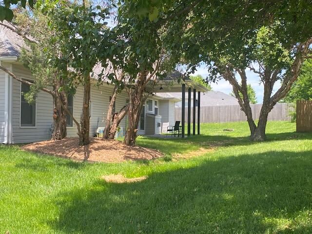 4608 ROYAL HERITAGE DR, Columbia, MO 65203