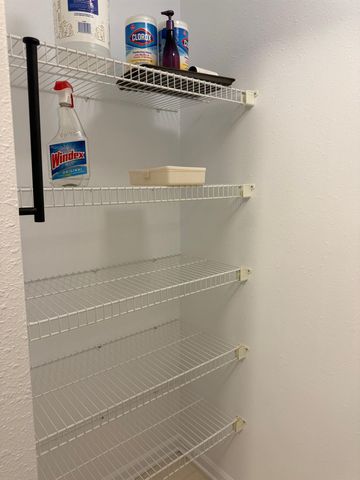 15200 Silver Parkway 206, Fenton, MI 48430