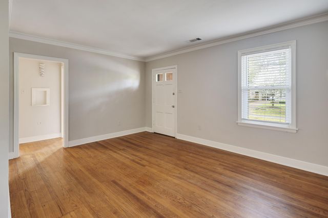 2888 MIDLAND AVE, Memphis, TN 38111