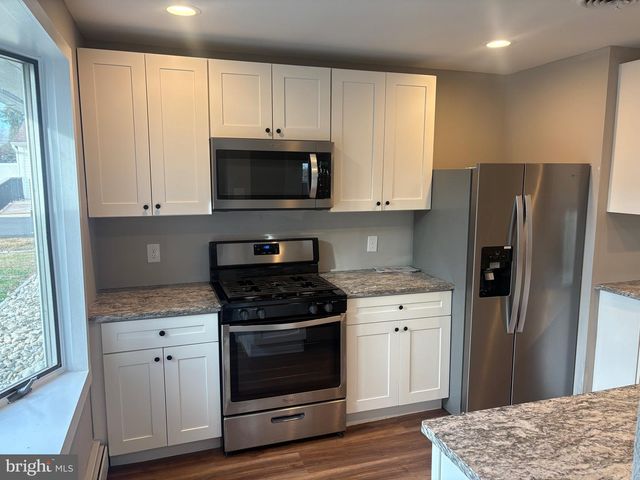 932 ROZEL AVE, Southampton, PA 18966