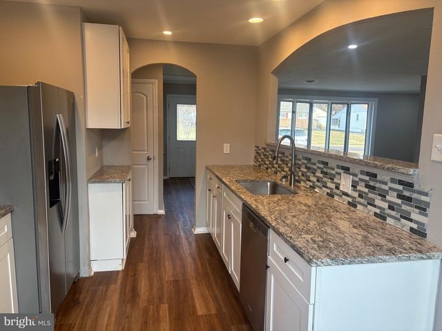 932 ROZEL AVE, Southampton, PA 18966