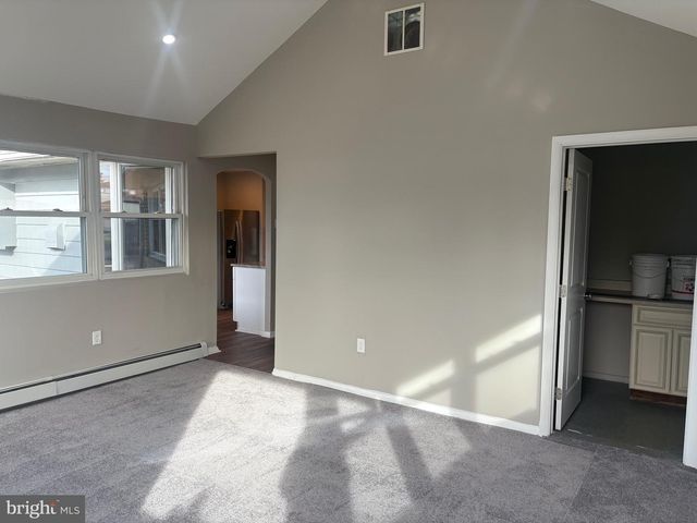 932 ROZEL AVE, Southampton, PA 18966