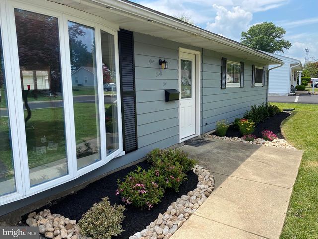 932 ROZEL AVE, Southampton, PA 18966