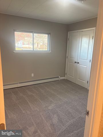 932 ROZEL AVE, Southampton, PA 18966