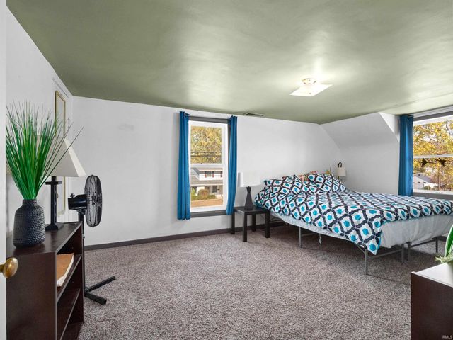 303 Home Street, Huntington, IN 46750