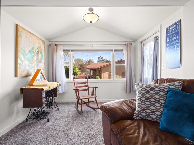 303 Home Street, Huntington, IN 46750