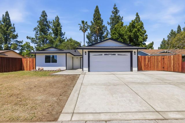6333 Bamford Dr, Sacramento, CA 95823