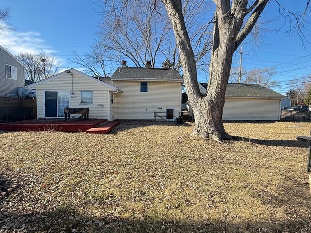 1115 Lotus Drive, Round Lake Beach, IL 60073