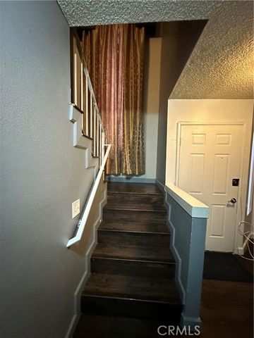 165 Racquet Club Drive, Compton, CA 90220