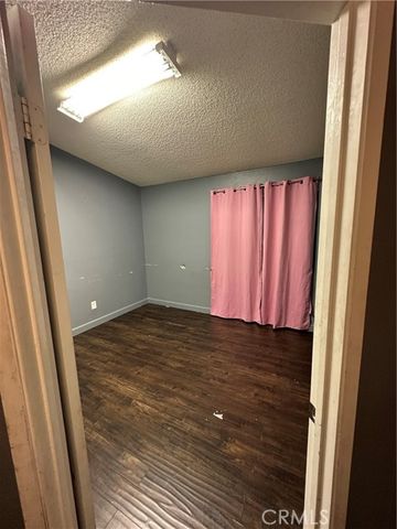 165 Racquet Club Drive, Compton, CA 90220