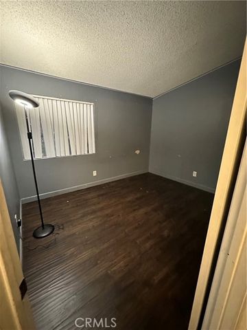 165 Racquet Club Drive, Compton, CA 90220