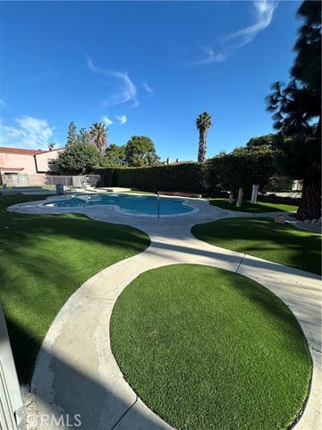 165 Racquet Club Drive, Compton, CA 90220