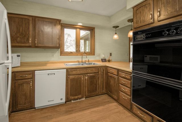 1307 Kassan Drive, South Saint Paul, MN 55075