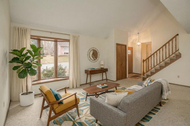 1307 Kassan Drive, South Saint Paul, MN 55075