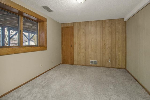 1307 Kassan Drive, South Saint Paul, MN 55075