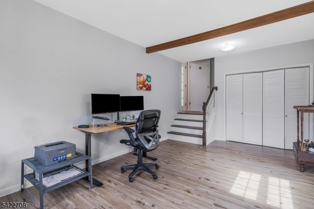 65 Somerset Ter, Bedminster Twp., NJ 07921