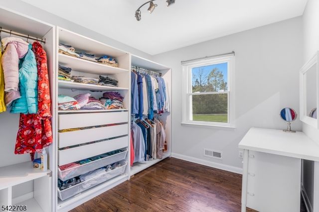 65 Somerset Ter, Bedminster Twp., NJ 07921