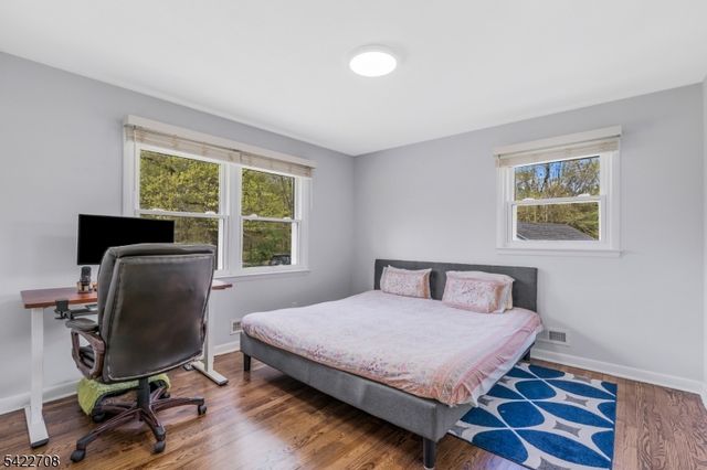 65 Somerset Ter, Bedminster Twp., NJ 07921
