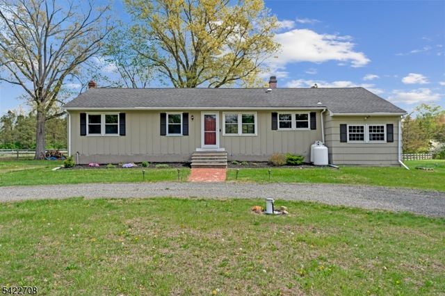 65 Somerset Ter, Bedminster Twp., NJ 07921