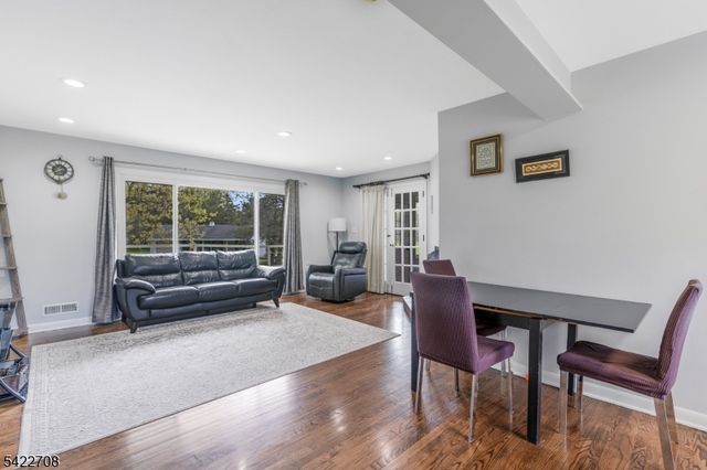 65 Somerset Ter, Bedminster Twp., NJ 07921