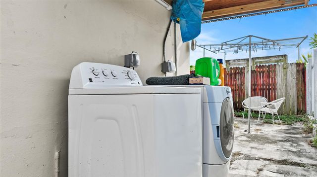 3446 NW 17 ST, Miami, FL 33125