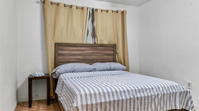 3446 NW 17 ST, Miami, FL 33125