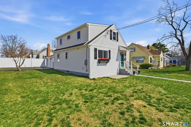 21 Deepwood Drive, Manchester, CT 06040