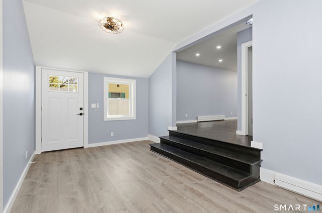 21 Deepwood Drive, Manchester, CT 06040