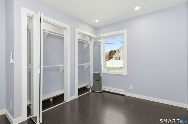 21 Deepwood Drive, Manchester, CT 06040