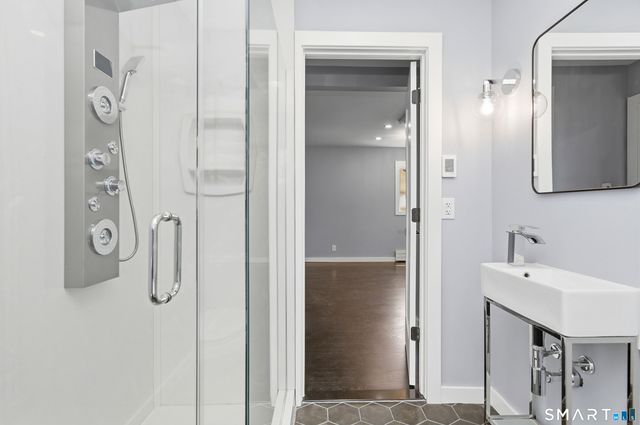 21 Deepwood Drive, Manchester, CT 06040