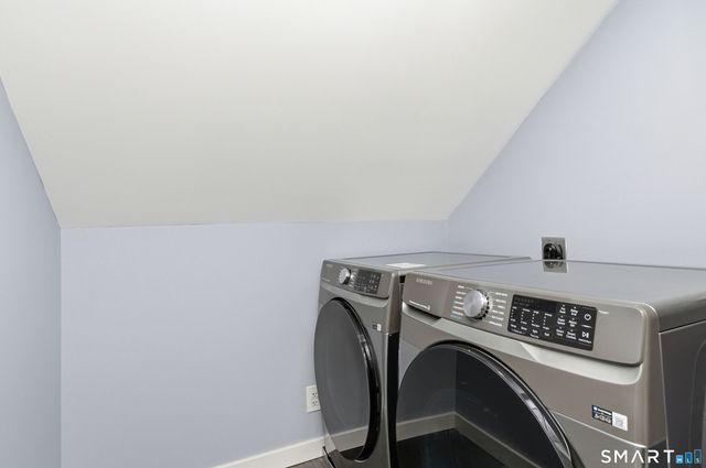 21 Deepwood Drive, Manchester, CT 06040