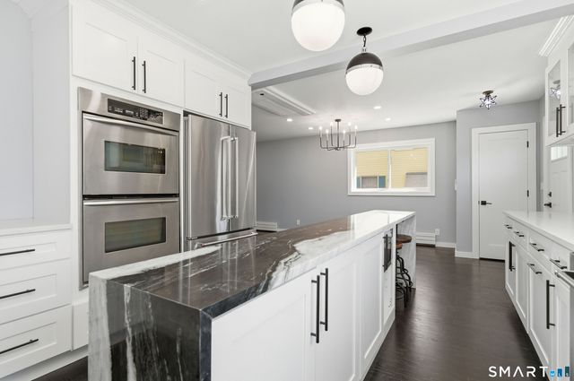 21 Deepwood Drive, Manchester, CT 06040