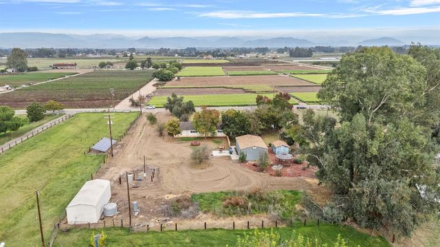 2511 N Del Rey Avenue, Sanger, CA 93657