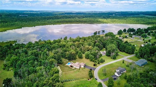 21 Donovan Drive, Oswego, NY 13126